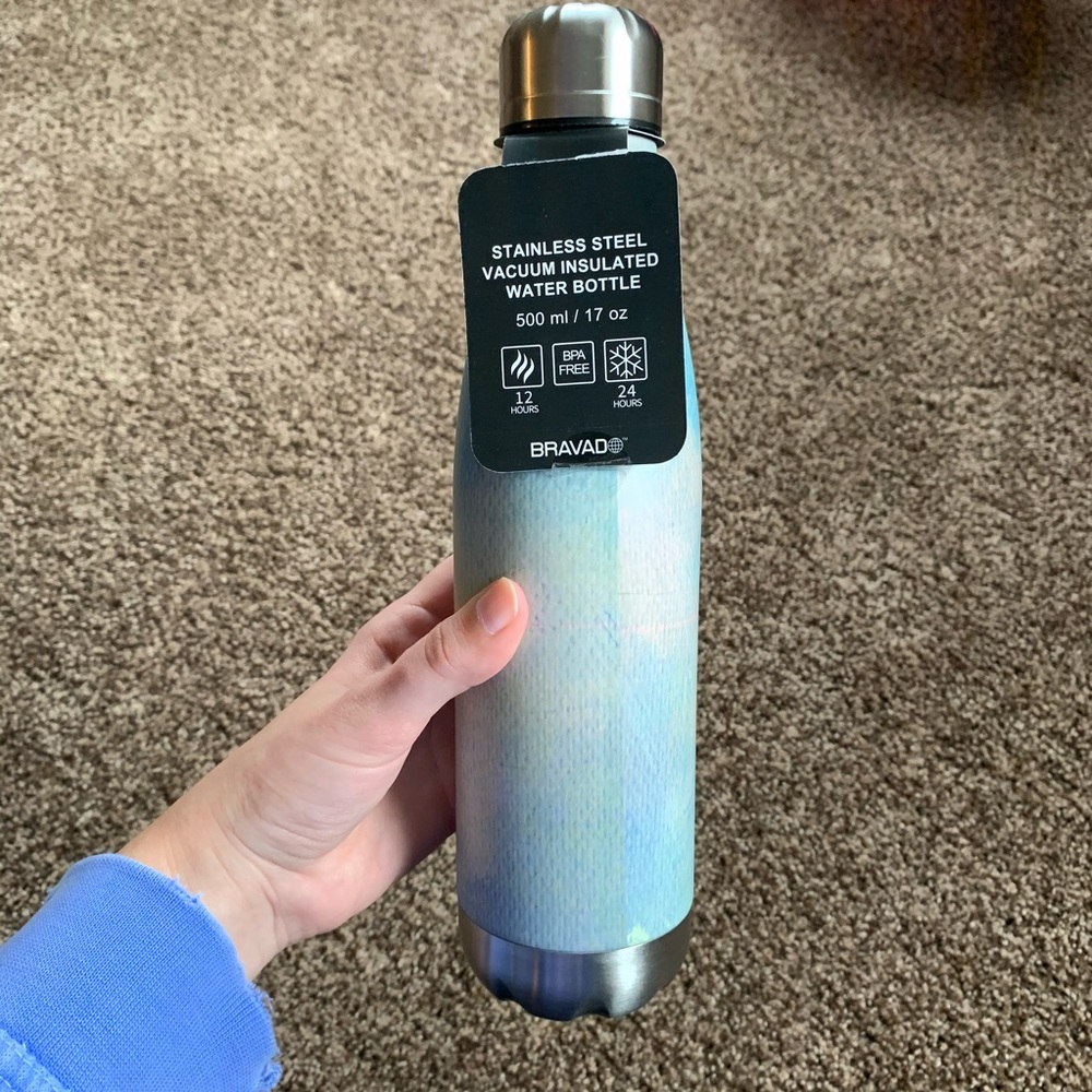 NWT Ariana Grande Sweetener Water Bottle - Picture 2 of 3